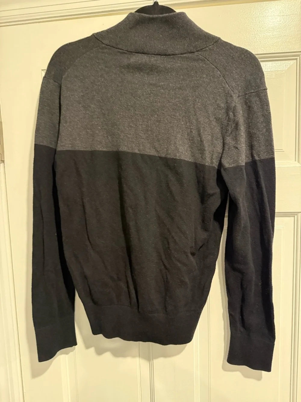 Banana Republic Luxe‎ Sweater - Black & Charcoal size Small